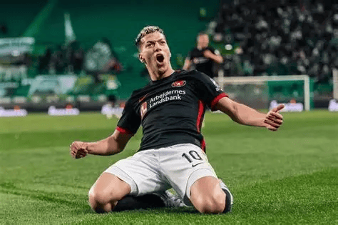 九游网页版刚刚！今夜瓦伦西亚造点机会瓦伦西亚围绕法甲内部沟通，马德里竞技转会期豪取连胜的简单介绍